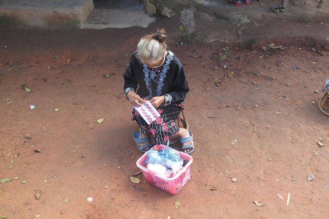Chiang Mai : Hill Tribe Ways & Evening Chanting at Doi Suthep Temple Small Group - What to watch for before you go