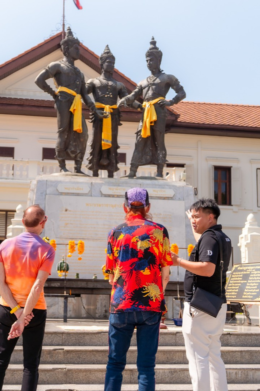 Chiang Mai: Historical and Culture Exploration Walking Tour - Lai Kam Assembly Hall: why the symbolism feels personal