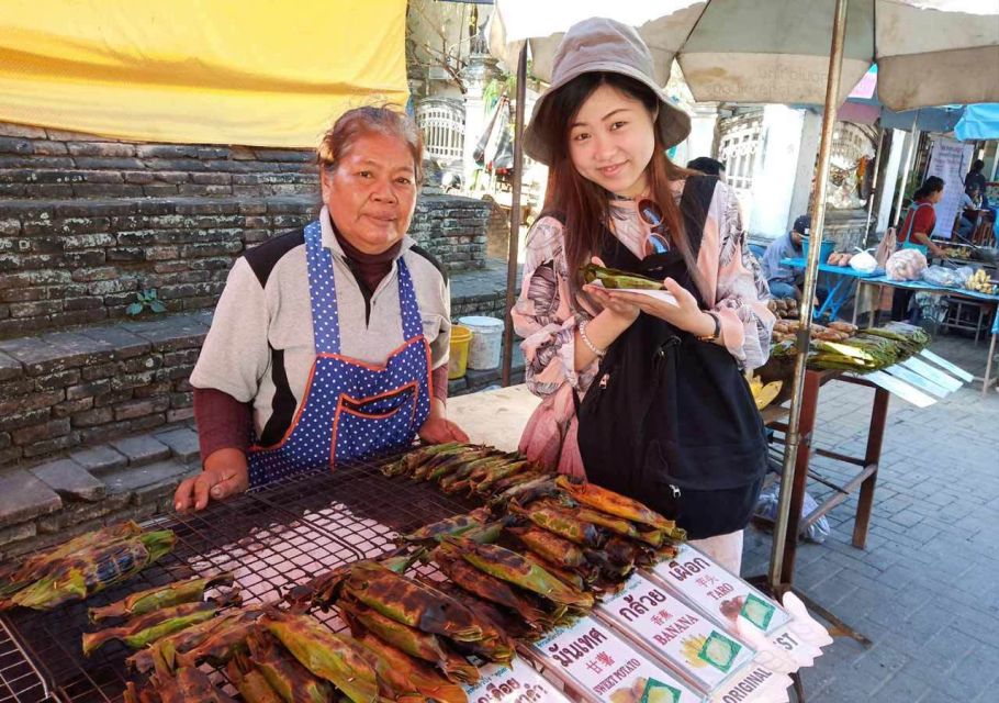 Chiang Mai: History & Mouth Watering Food Tour - Wat Chedi Luang: Getting Context Before You Eat