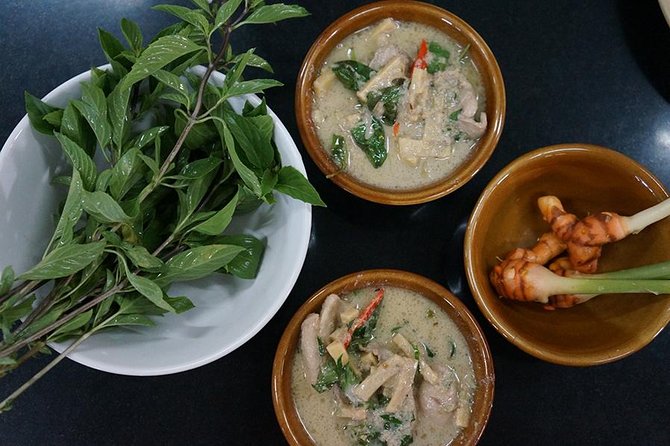 Chiang Mai Home Cooking Class with Garden Tour & Hotel Transfers - The kitchen lesson: cooking skills that translate beyond Chiang Mai