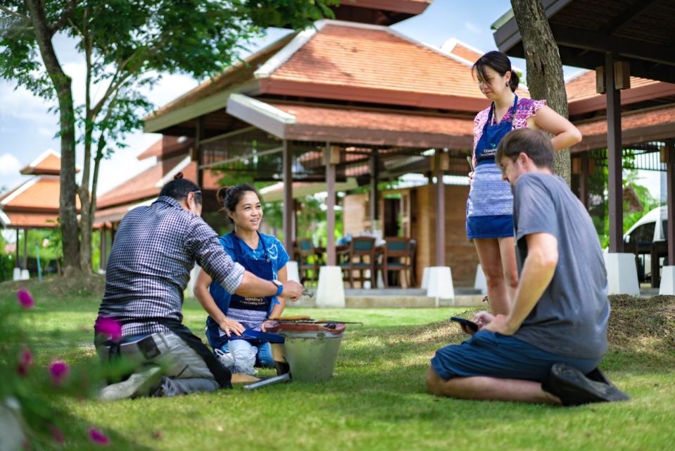 Chiang Mai: Local Northern Thai Cooking Class at Grandma's - The market stop: where Northern Thai flavor starts making sense