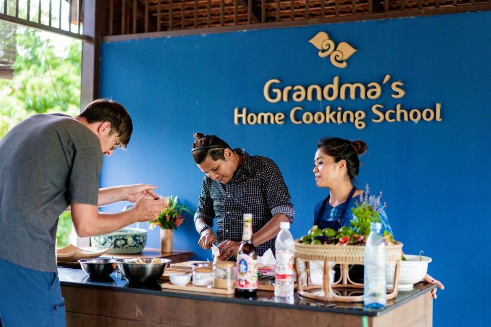 Chiang Mai: Local Northern Thai Cooking Class at Grandma's - Your cooking rhythm: small groups, guided teamwork, and exact portions