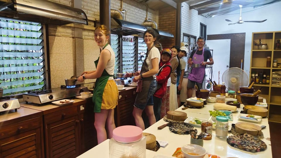 Chiang Mai: Morning Cooking Class with Market Visit - From 8:30 Pickup to a Cooking Studio Kitchen: The Real Flow of the Morning