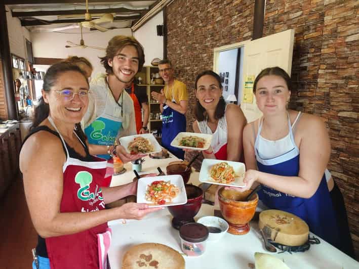 Chiang Mai: Morning Cooking Class with Market Visit - Chiang Mai Market Shopping: How to Pick Ingredients Like a Cook