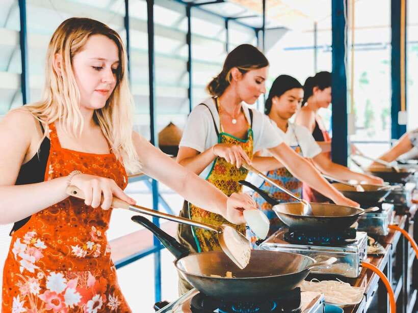 Chiang Mai Organic Thai Cooking Experience - Who should book this cooking class