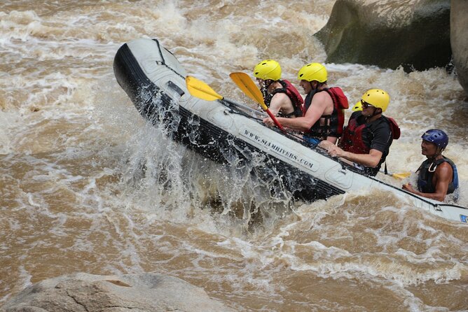 Chiang Mai Rafting in Mae Taeng River with Thai Buffet - Staging Area Reset: Bathrooms, Lockers, and Getting Ready