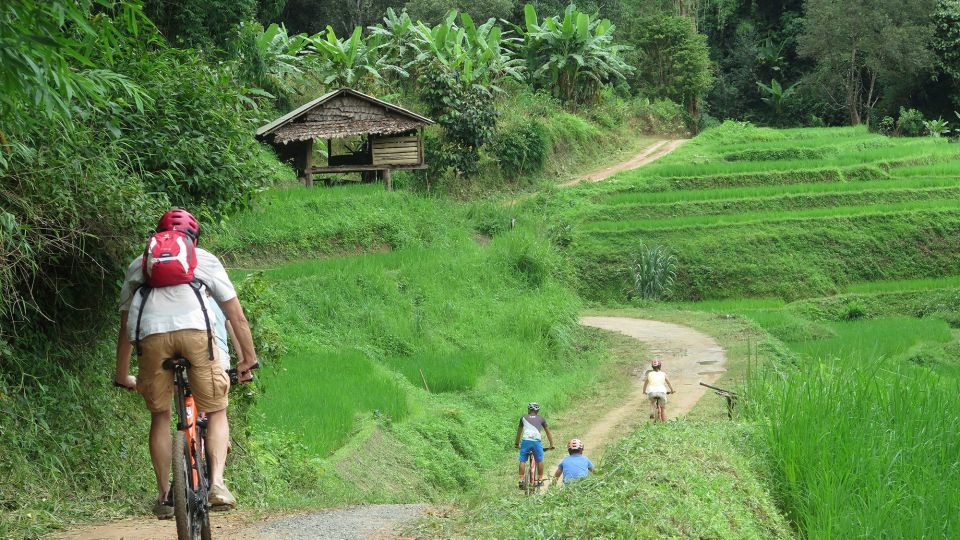 Chiang Mai: Rural Explorer Cycling Tour - The village stops: the best part is the people-time