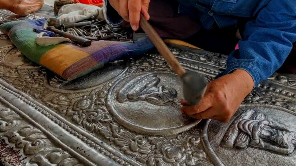 Chiang Mai: Silver Craftwork Temple Tour with Monk Meeting - Key Highlights You’ll Actually Care About