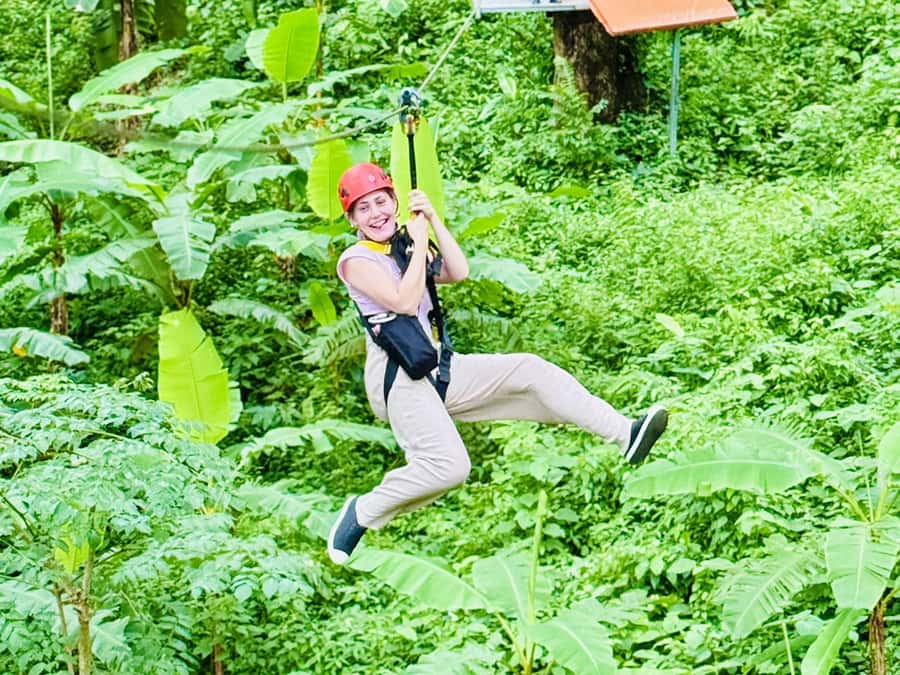 Chiang Mai: Sticky Waterfall and Zipline Adventure Day Trip - Bua Thong Sticky Waterfall: the fun twist is walking up limestone