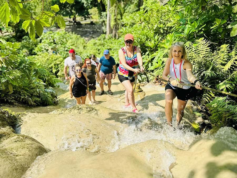 Chiang Mai: Sticky Waterfall and Zipline Adventure Day Trip - Who this tour fits best (and who should skip)