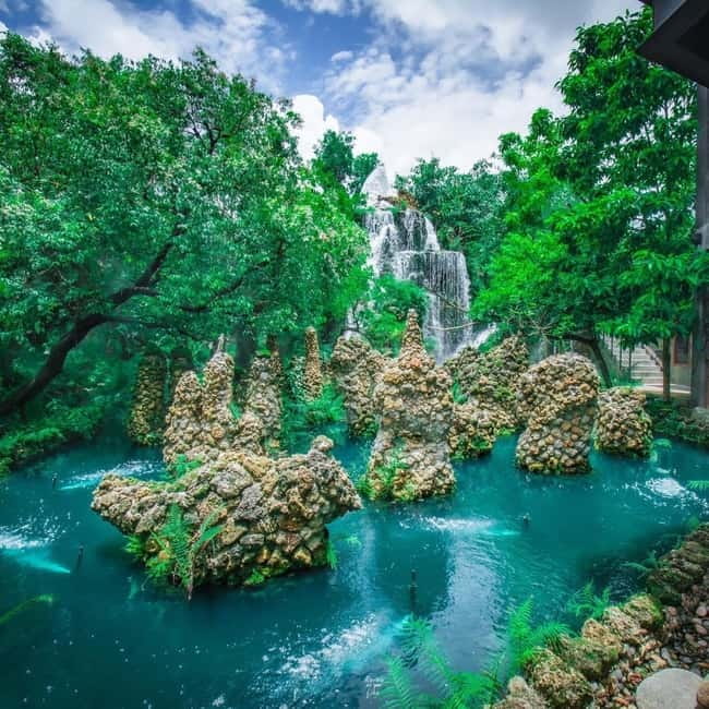Chiang Mai: Sticky Waterfall & Angel Waterfall Park Day Tour - Crowd Reality: How to Enjoy Sticky Waterfall Even When It’s Busy