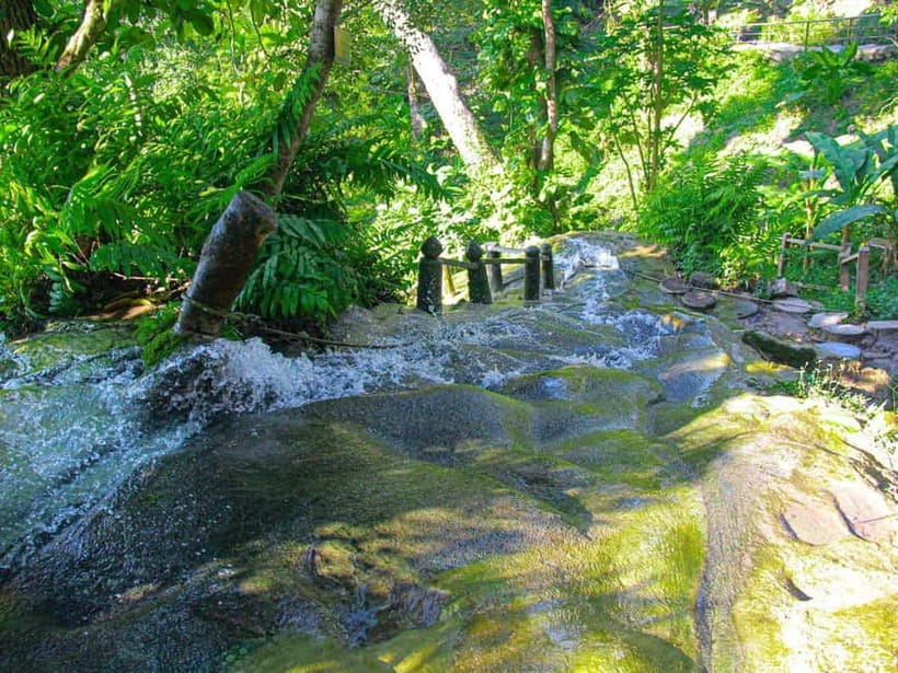 Chiang Mai: Sticky Waterfall by Local Truck with Market Stop - Songthaew-to-the-waterfall: the vibe that makes this trip work