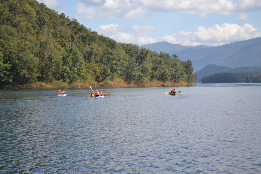Chiang Mai: Sticky waterfall, lake kayak and cycling tour - Cycling Through Mae Taeng: Flat Rural Roads, Real People, and Village Passes