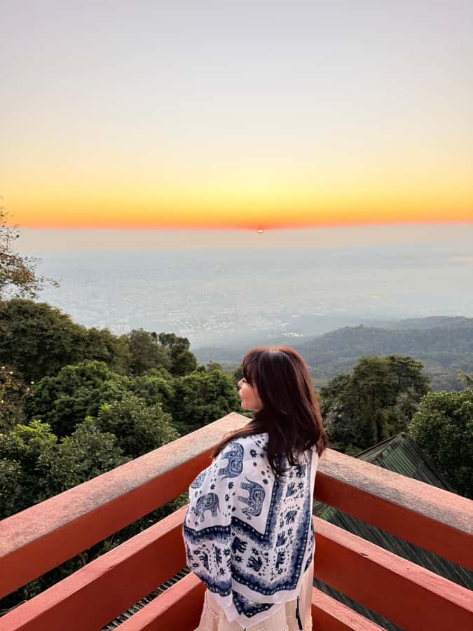 Chiang Mai: Sunrise DoiSuthep | WatPhaLat | iPhoneSnap - Key highlights worth waking up for