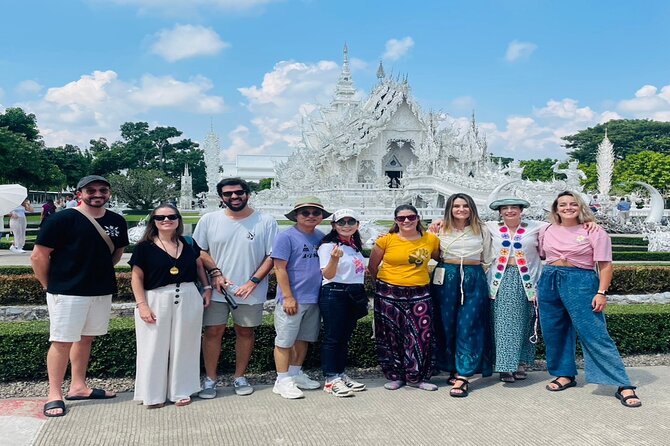 Chiang Mai to Chiang Rai White, Blue, Red Temples Long Neck Tour - Wat Huay Pla Kang (Red Temple): 9-Floor Pagoda and the Big Buddha