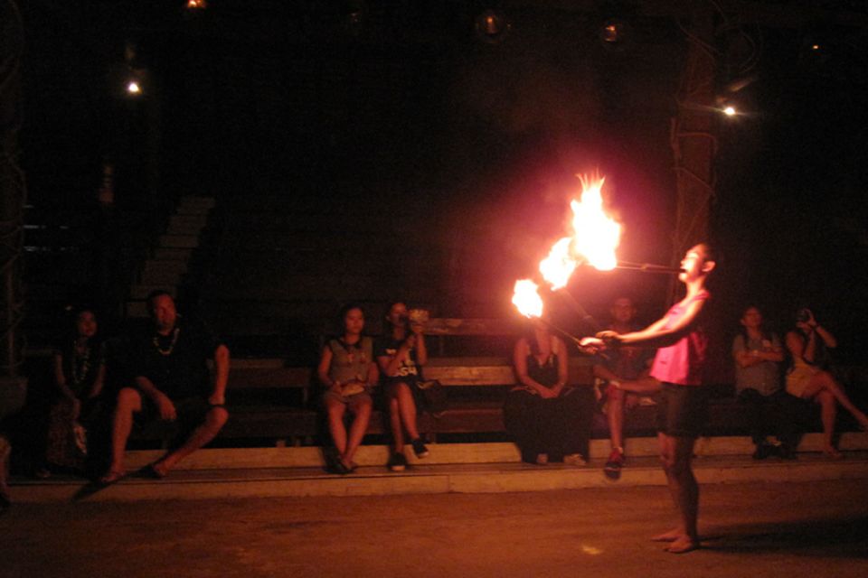 Chiang Mai Traditional Khan Toke Meal & Cultural Performance - Should you book the Chiang Mai Khan Toke dinner and cultural show?