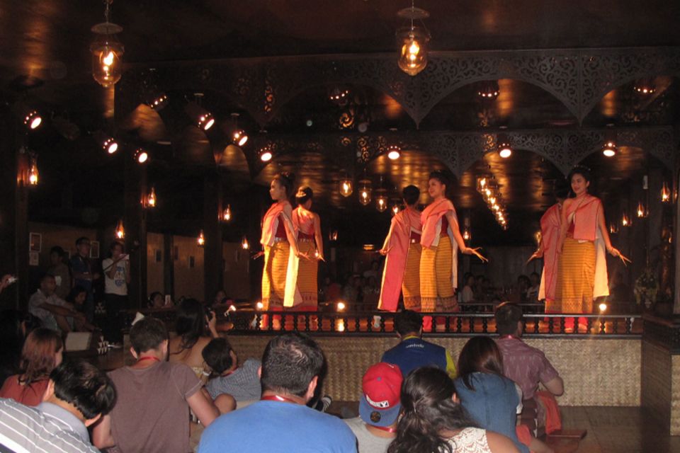 Chiang Mai Traditional Khan Toke Meal & Cultural Performance - Old Chiangmai Cultural Center: an easy buffer before dinner