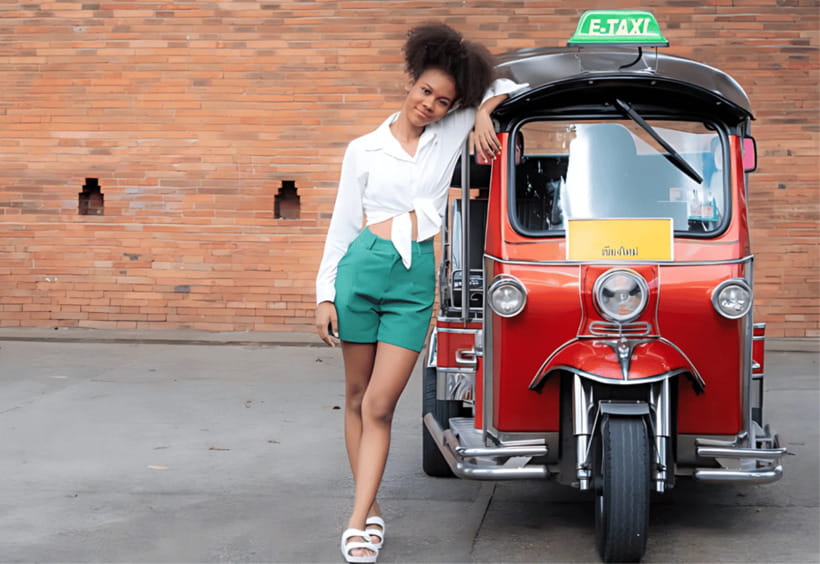 Chiang Mai Tuk Tuk: Old City Private Day Tour - Hotel pickup and the 10:00 start that keeps your day flexible