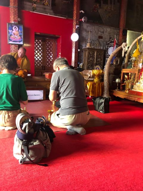 Chiang Mai: Wat Pha Lat & Wat Phra That Doi Suthep Tour - Key highlights that make this tour worth your evening