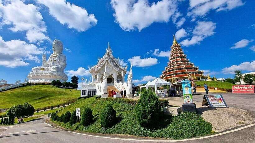 Chiang Mai: White, Blue & Big Buddha Temples in Chiang Rai - Wat Rong Suea Ten Blue Temple: Blue-Gold Drama With Murals That Tell You Where to Look