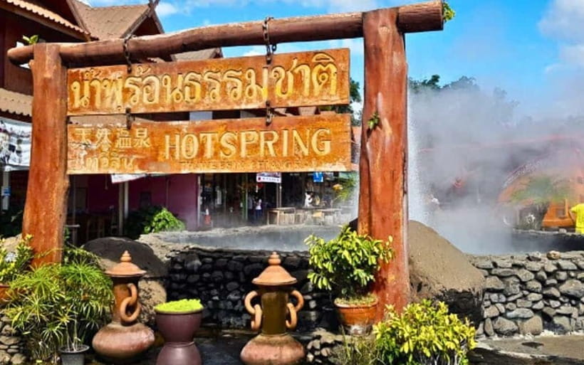 Chiang Mai: White & Blue Temples, Black House & Hill Tribes - Baan Dam (Black House) Museum: Dark Art That Feels Like a Maze