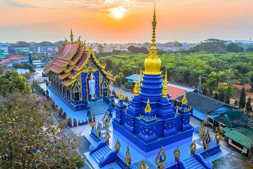 Chiang Mai: White Temple, Black House & Blue Temple Day Trip - Wat Rong Khun White Temple: modern symbolism in white