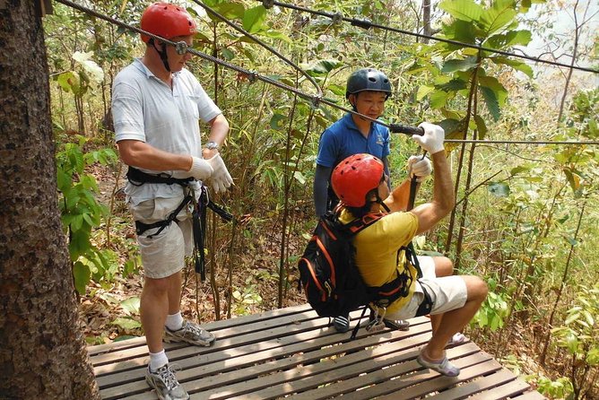 Chiang Mai Zipline White Water Rafting and Elephant Sanctuary - White-water rafting: your late-day water hit (about 80 minutes)