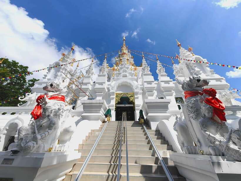 Chiang Mai:Hidden Gems: From Ancient Ruins to Serene Temples - A Day to Trace Lanna Style, From Jungle Ruins to Mountain Vistas