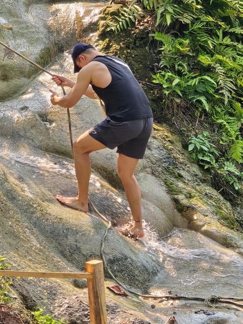 Chiang Mai:Sticky Watefall private tour with lunch - The climb experience: why the instructor changes everything