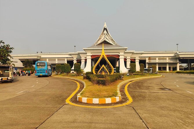 Chiang Rai: 2 Days 1 Night Slow Boat Transfer to Luang Prabang - Day 1: The 5:00 AM Start, Friendship Bridge 4, and Pak Bang