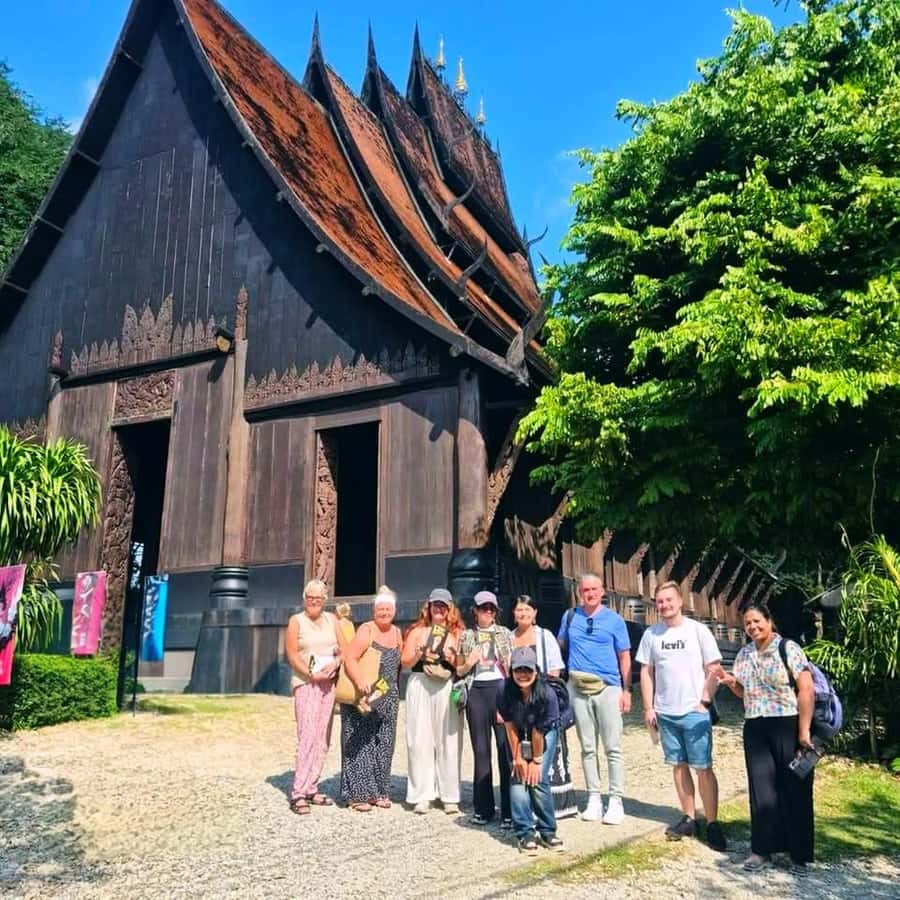 Chiang Rai: 3 Temples and Golden Triangle 1 Day Tour - Long Neck Karen Village: cultural interaction and what to watch for