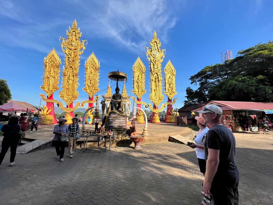 Chiang Rai: 7 Must-See Spots Tickets & Lunch Buffet - Baan Dam Black House: Thawan Duchanee’s Art in Traditional Buildings
