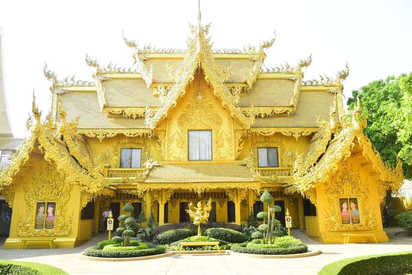 Chiang Rai: 7 Popular Highlights – FREE Lunch Buffet - White Temple (Wat Rong Khun): The Architecture Stop That’s Hard to Forget