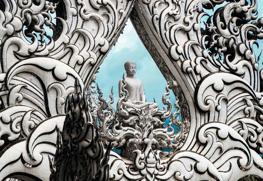 Chiang Rai: Full-Day Customizable Private Tour - Transport Comfort and the Small-Group Advantage (Max 9)