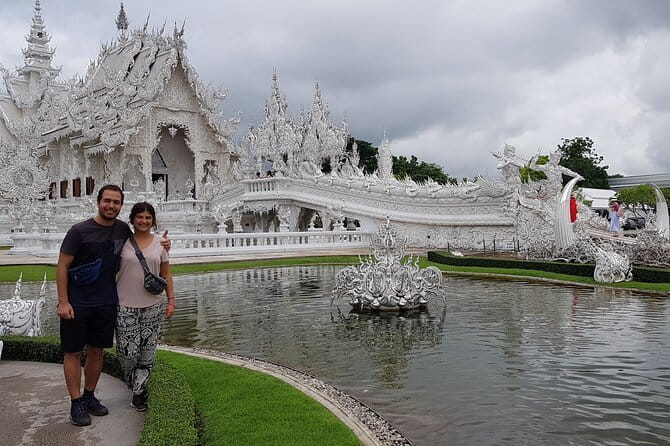 Chiang Rai: Guided Full-Day Highlights tour with Lunch - Wat Rong Suea Ten (Blue Temple): a fast, free stop with serious craft