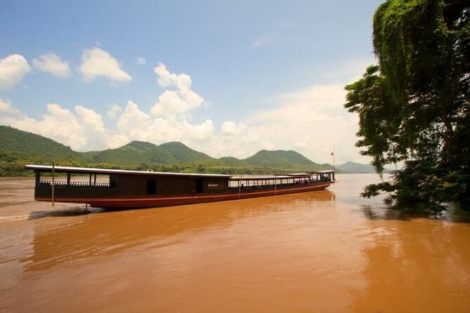 Chiang Rai: Luxury Slow Boat to Luang Prabang 2D1N - Huay Xai: where the border paperwork turns into real river time