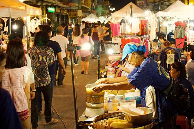 Chiang Rai Night Tour by TUK TUK - 5:00 pm Pickup Rhythm and the Real Duration