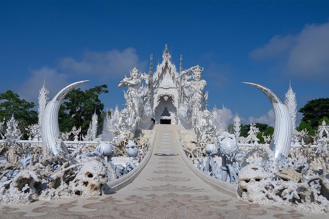 Chiang Rai One Day: Golden Triangle, Laos Border, Long Neck Tribe - Laos border visit and the boat ride: a short crossing with big context