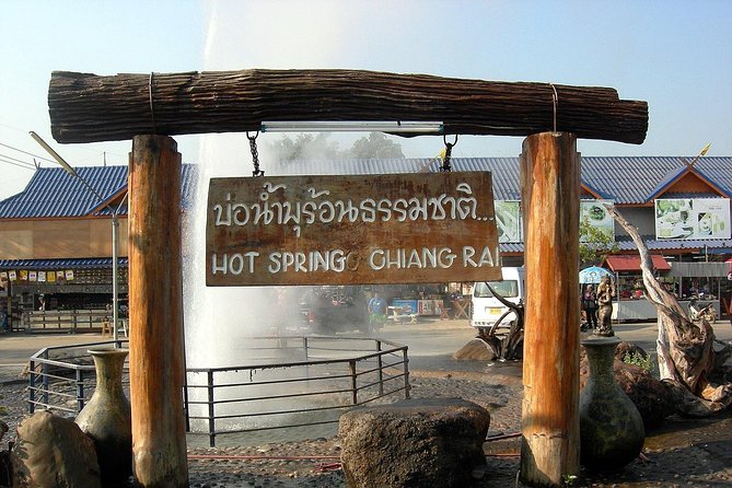 Chiang Rai One Day: White Temple, Golden Triangle, Akha Hilltribe - Akha Hill Tribe village: a short cultural stop with real shopping pressure