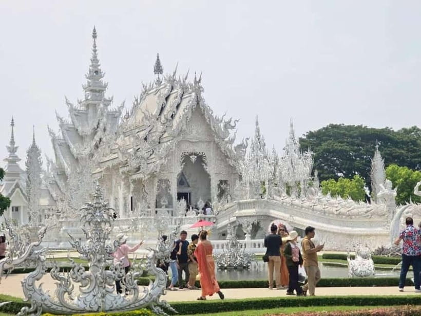 Chiang Rai: Private Tour with Driver and Custom Itinerary - Wat Rong Khun: the White Temple’s mirrored mosaics and surreal sculptures