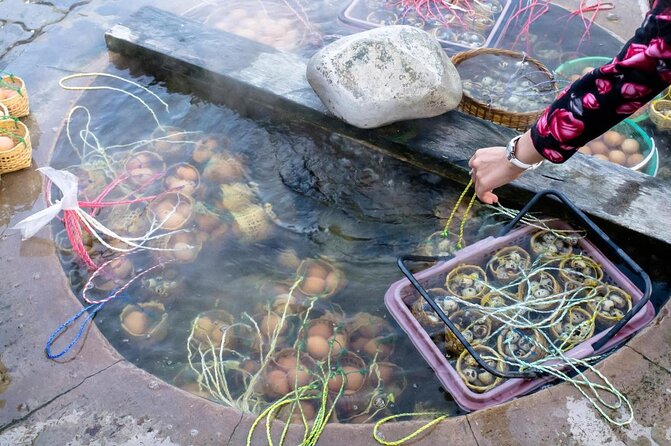 Chiang Rai Temples Private Tour from Chiang Mai - All Inclusive - Wat Phra That Doi Khao Kwai: forest paths and panoramic views