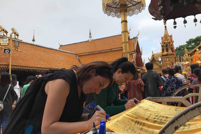 Chiang Rai Temples ( White,Blue )And Doi Suthep Private Day Tour - Wat Rong Khun (White Temple): A Photo Stop That’s More Than a Pretty Face