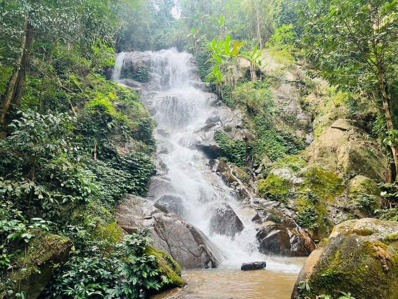 Chiang Rai: The Adventure of Trekking & Bamboo Cooking - Huai Kaeo Waterfall: Timing for Photos and a Real Cool-Down