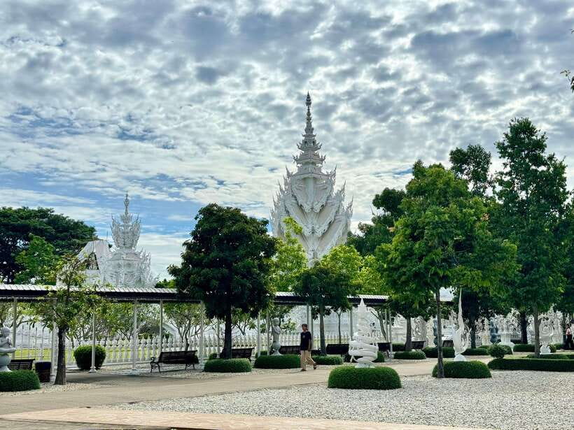 Chiang Rai: Top 7 Must-Visit Attractions – Private Tour - Longneck Karen Village: a cultural stop that needs respectful curiosity