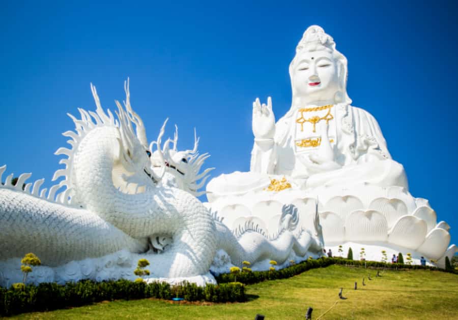 Chiang Rai White, Blue, Red 3 Temples Tour - Mae Khachan Hot Springs: Quick Reset, No Swim Needed