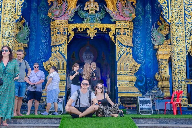 Chiang Rai White Blue Red Temples with Hot Spring from Chaing Mai - Price and Logistics: What $47.95 Covers and What to Plan For