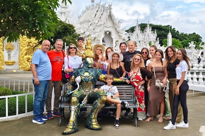 Chiang Rai:Guided Highlights Full-Day Tour-FREE LUNCH BUFFET - A Chiang Rai day that actually feels organized
