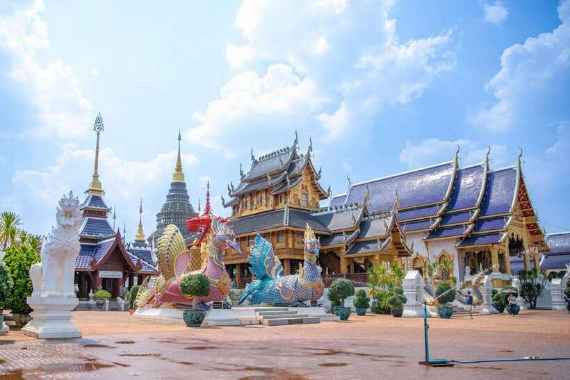 Chiangma: Wat ban den, Blue Temple & Sticky Waterfall. - A Two-Stop Half-Day That Actually Feels Like a Break