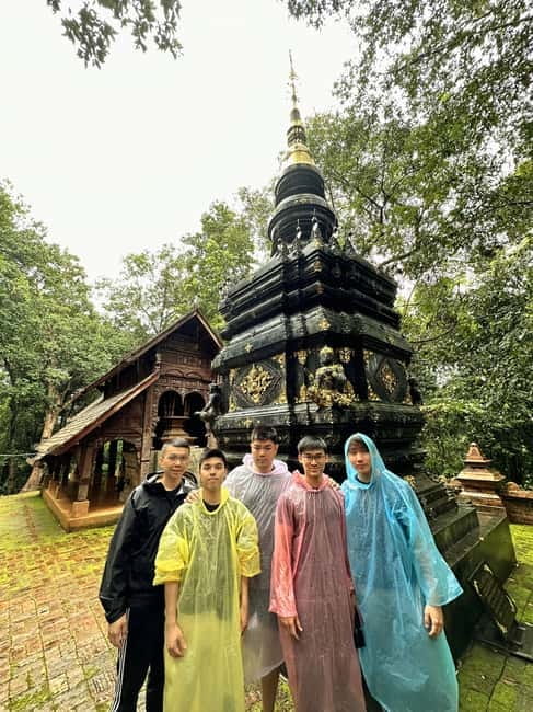 Chiangmai : Doi Inthanon unseen spot , Rice terrace & temple - Guide power, photos, and small-group flexibility with Eddie