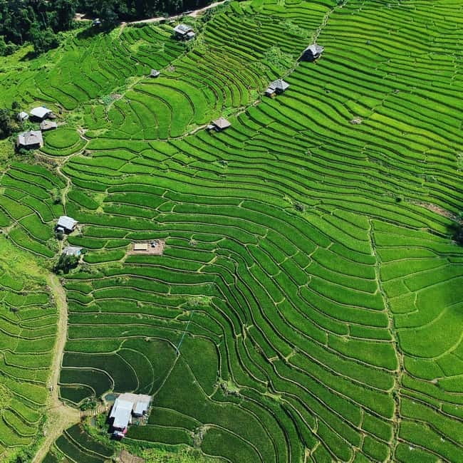 Chiangmai : Doi Inthanon unseen spot , Rice terrace & temple - Wachiratarn Waterfall: where the mist can paint a rainbow